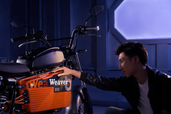 Chương trình 10 năm bảo hành pin mừng ra mắt Weaver++