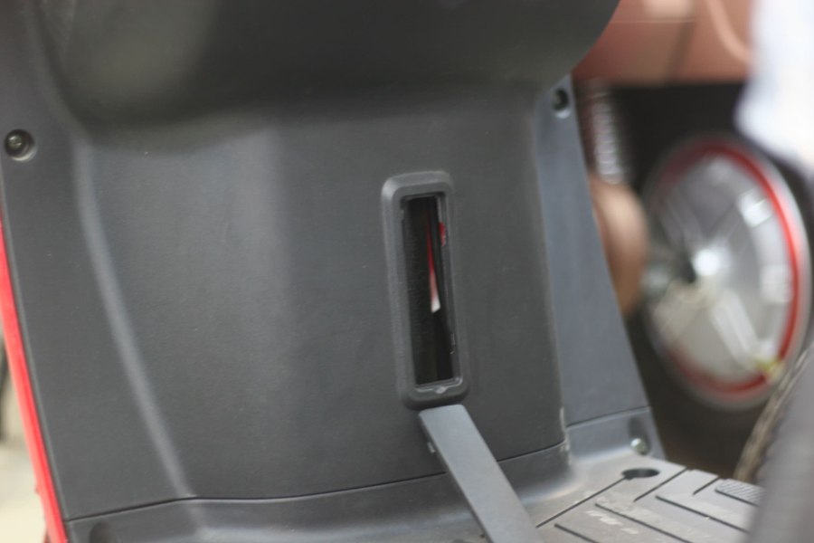 Số khung xe máy điện hiếm khi làm giả vì được khắc cố định bằng công nghệ chuyên dụng