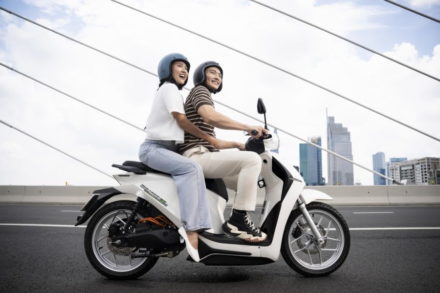 Công nghệ Hill Assist của xe máy điện Dat Bike hỗ trợ leo dốc hiện đại