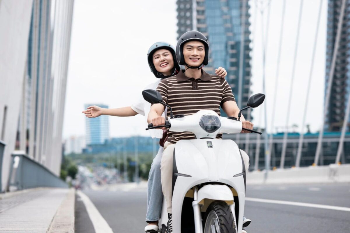 Có nên mua xe máy điện không? Phân tích toàn diện ưu và nhược điểm