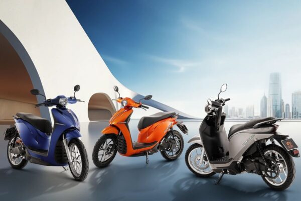 Xe máy điện Dat Bike có hiệu năng ngang bằng với xe xăng