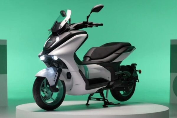 Xe máy điện Yamaha hiện đại, bền bỉ và thân thiện với môi trường