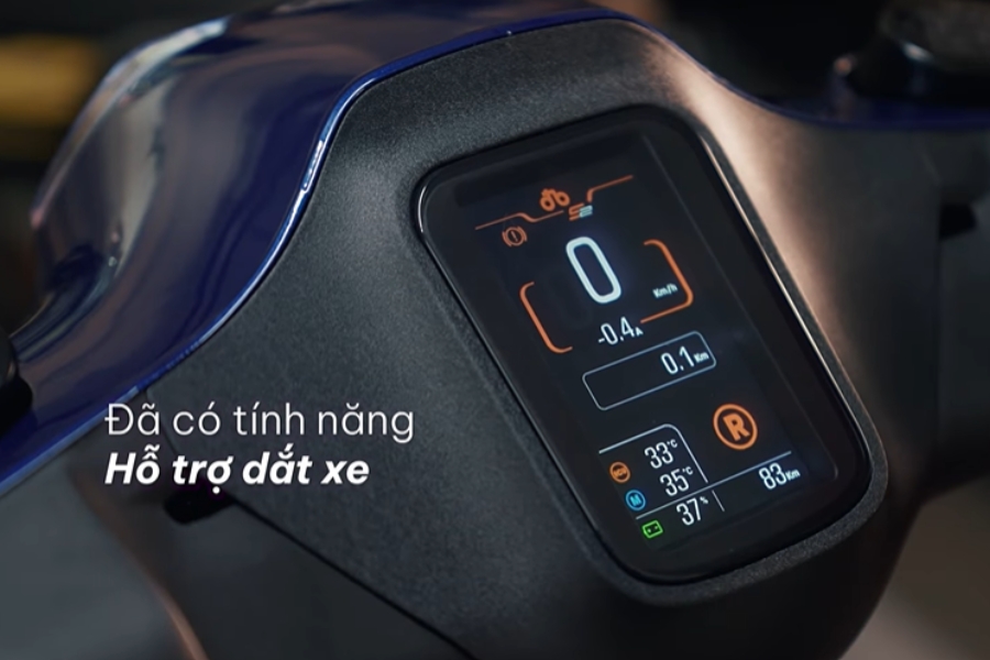Tính năng hỗ trợ dắt xe di chuyển xe nhẹ nhàng trong không gian hẹp mà không cần dùng sức đẩy