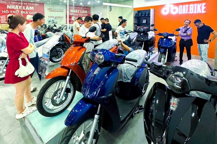 Xem ngày đẹp mua xe dựa vào tuổi chủ sở hữu