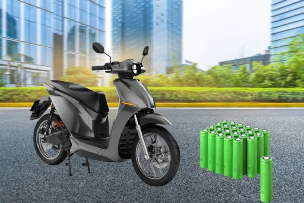 Pin Lithium-ion được trang bị cho dòng xe máy điện Dat Bike