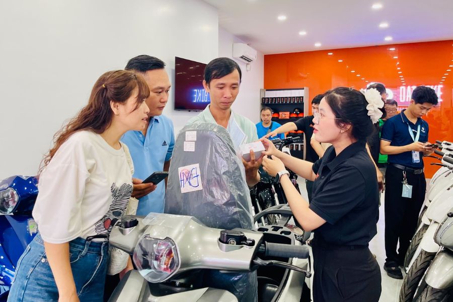 Xe máy điện Dat Bike được bảo hành đến 3 năm