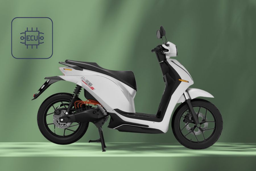 Bộ điều khiển quản lý dòng điện, điều phối công suất và giúp xe vận hành mượt mà