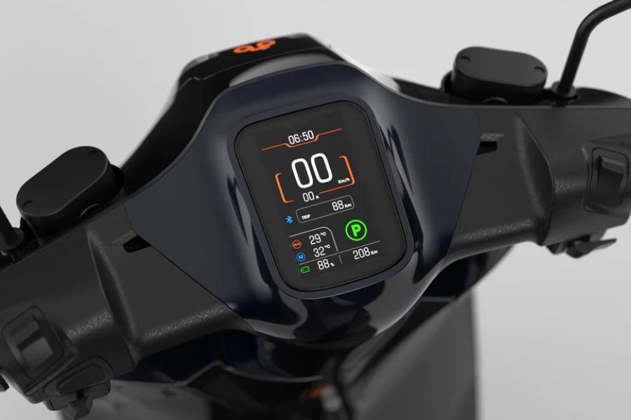 Màn hình LCD trên xe máy điện Dat Bike